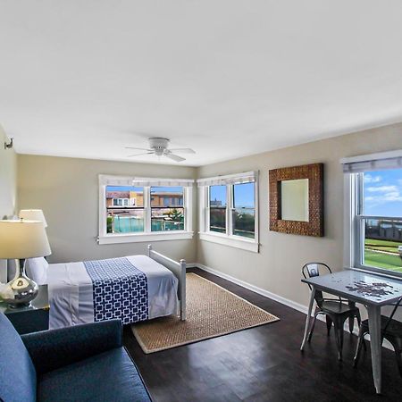 Clegg'S Hotel Ocean Beach 외부 사진